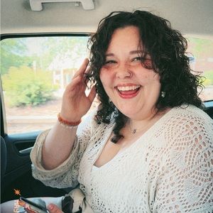 Meet your Posher, Abby